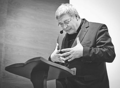 ks. Piotr Pawlukiewicz