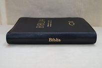 Biblia Pismo Święte Edycja św.Pawła  - oprawione w skórę naturalną z suwakiem