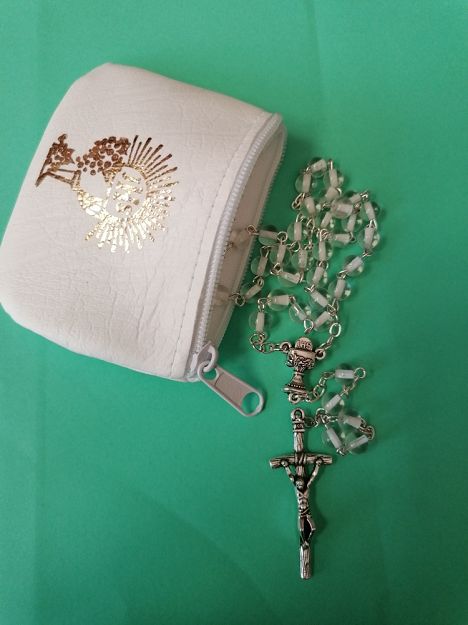 Różaniec komunijny biały  + etui (zestaw 4)