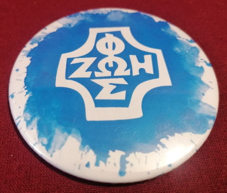 Przypinka button 7,8 cm niebieska Foska