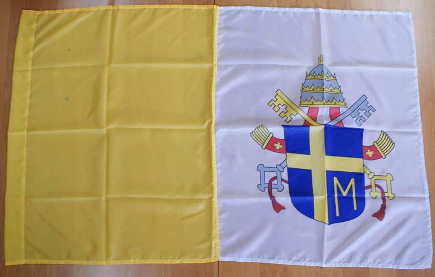 Flaga z herbem papieskim - Jan Paweł II