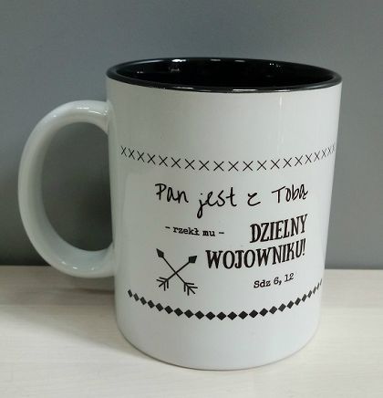 Kubek z kolorowym wnętrzem - Pan jest z Tobą dzielny wojowniku