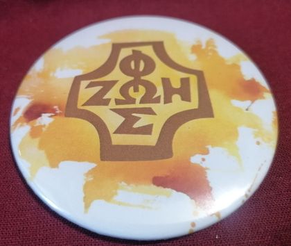Przypinka button 7,8 cm żółta Foska