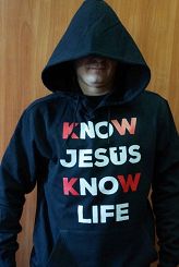 Bluza z kapturem czarna  KNOW JESUS KNOW LIFE