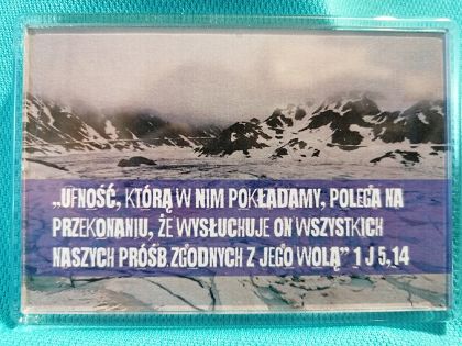 Magnes akrylowy 9,5 x 6,5 cm Ufność którą w Nim pokładamy...