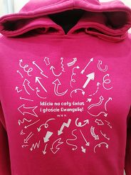 Bluza z kapturem różowa Idźcie na cały świat i głoście Ewangelię