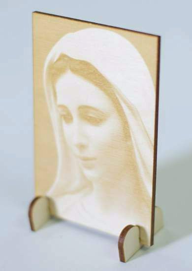 Obrazek grawerowany w drewnie ze stojaczkiem - wzór 1 - Maryja