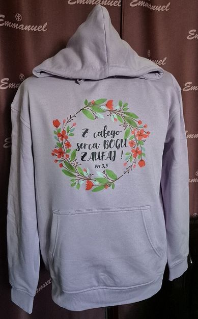 Bluza z kapturem liliowa Z całego serca Bogu zaufaj
