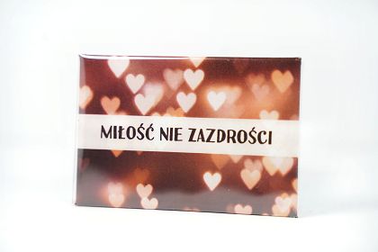 Magnes metalowy 8 x 5,5 cm - Miłość nie zazdrości