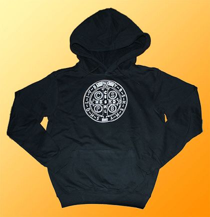 Bluza z kapturem czarna Krzyż Świętego Benedykta