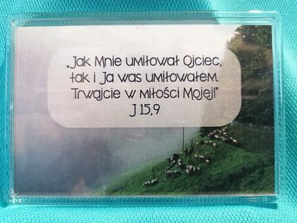 Magnes akrylowy 9,5 x 6,5 cm  Jak Mnie umiłował Ojciec...