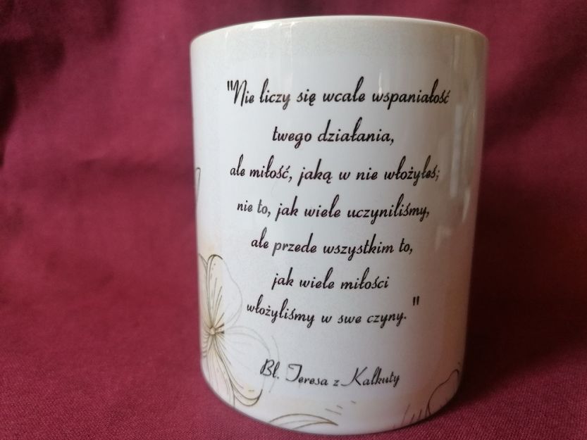 Kubek żółty Nie liczy się wcale wspaniałość...