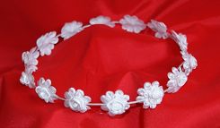 Wianek komunijny biały